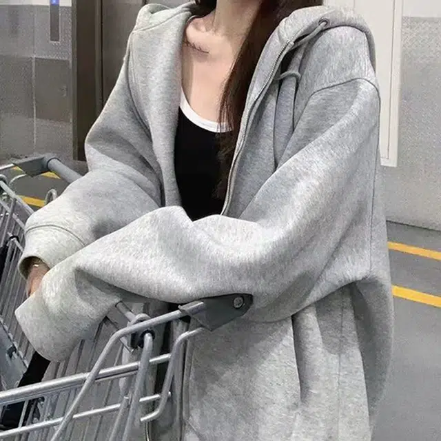 source with u oversize