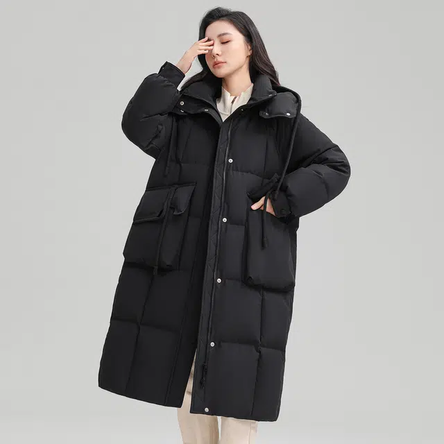 鸭鸭 长款连帽保暖纯色通勤简约舒适宽松百搭羽绒服 女款