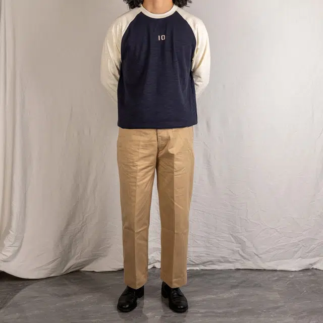 ASSIDUOUS CONFUSED EFFORT T2025T