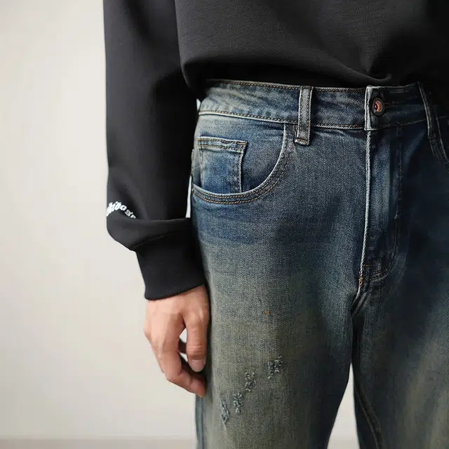 ASSIDUOUS CONFUSED EFFORT