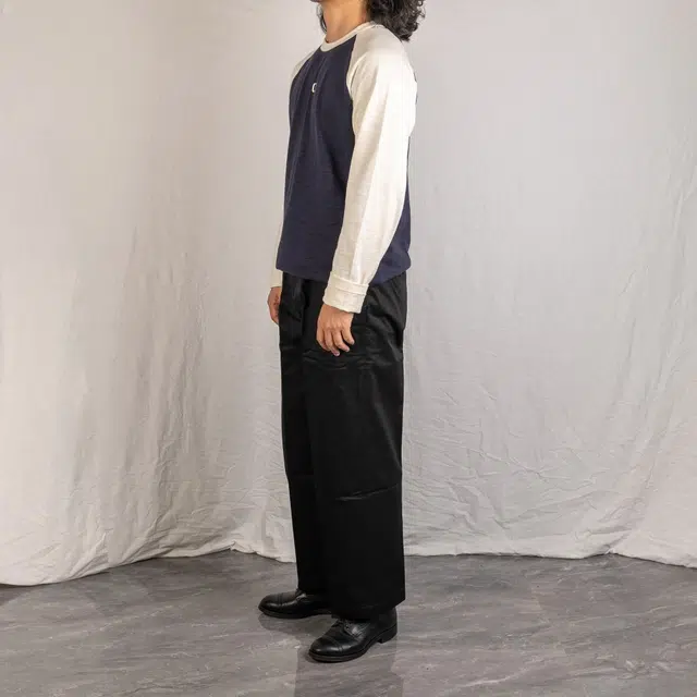 ASSIDUOUS CONFUSED EFFORT T2025T