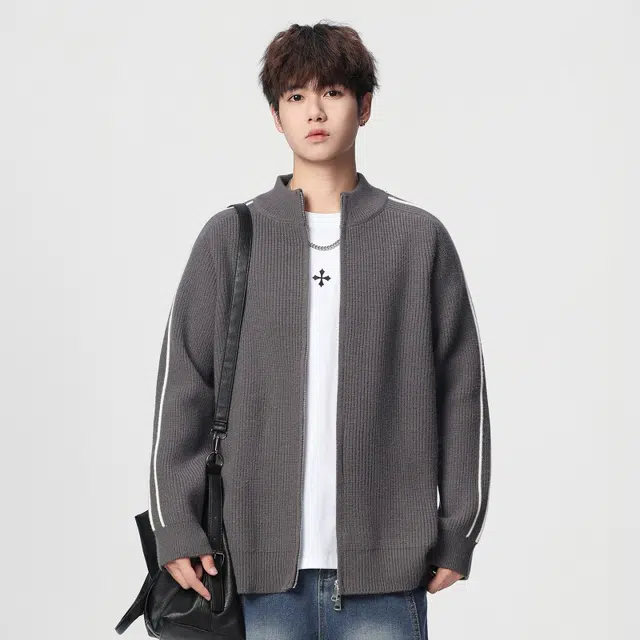 八哥 美式复古高街基础款纯色条纹拼接撞色舒适休闲百搭宽松设计感经典亲肤柔软立领慵懒开衫针织衫 男女同款