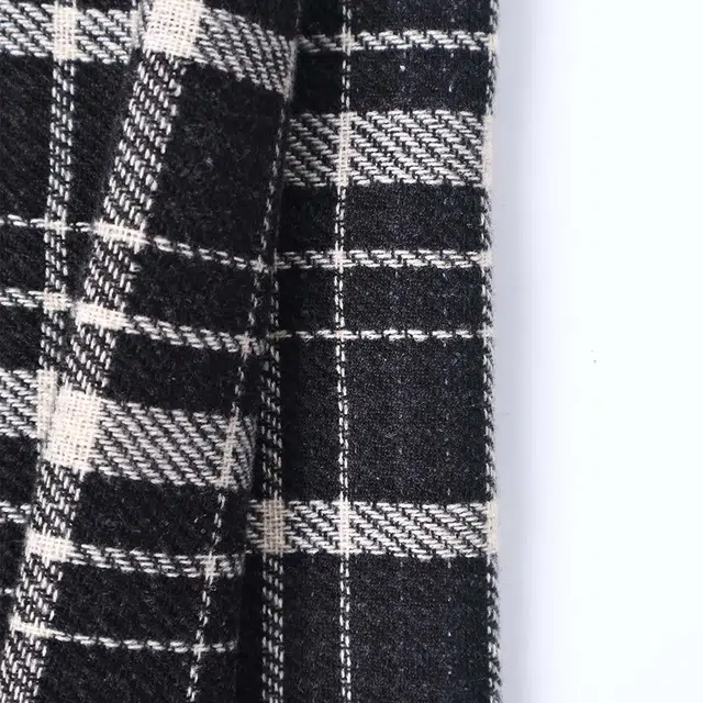 吾皇猫 韩系氛围感减龄百搭条纹时尚设计感保暖 聚酯纤维 绒线围巾 男女同款情侣款