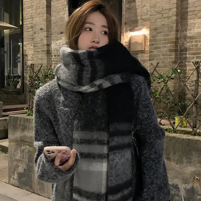 吾皇猫 大版流苏韩版秋冬季户外百搭加厚马海毛格子保暖围脖 心动礼盒装 聚酯纤维 绒线围巾 男女同款情侣款