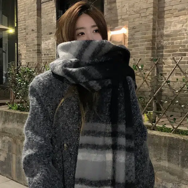 吾皇猫 大版流苏韩版秋冬季户外百搭加厚马海毛格子保暖围脖 心动礼盒装 聚酯纤维 绒线围巾 男女同款情侣款