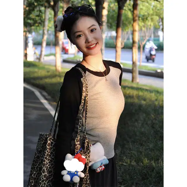 LADYXIEXIE T
