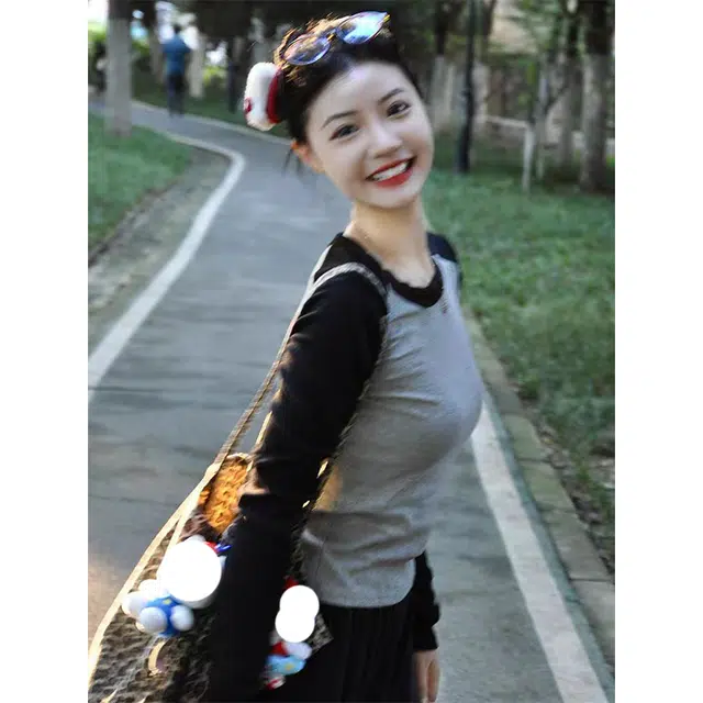 LADYXIEXIE T
