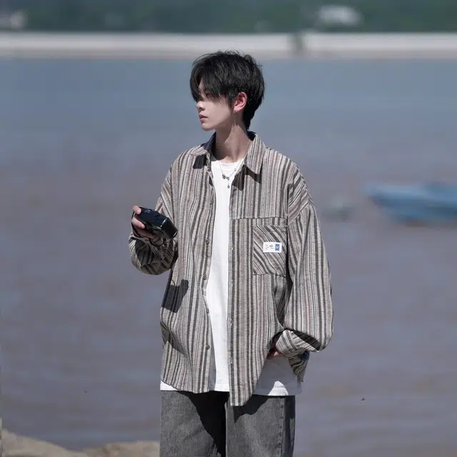洋气先生 美式复古简约高级感时尚潮流气质百搭撞色条纹文艺风日常休闲宽松舒适慵懒氛围感开衫单排扣翻领长袖外套衬衫 男女同款