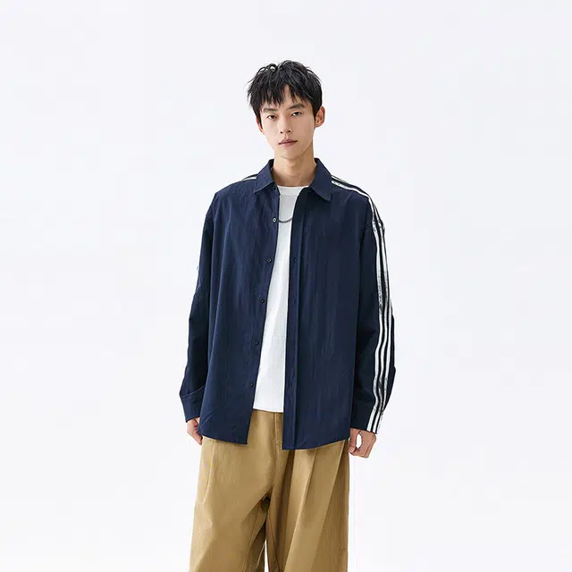 洋气先生 美式复古潮流学院风三条杠条纹基础设计纯色翻领开衫长袖休闲舒适保暖有弹力日常通勤简约时尚高级百搭单排扣上衣衬衫 男女同款