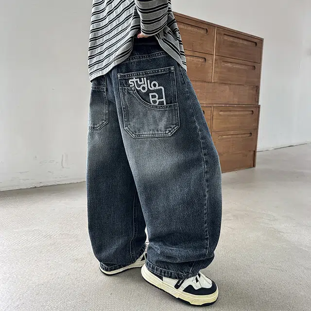 俞兆林牛仔裤 韩范潮流个性印花男童春秋冬款宽松裤子儿童时尚帅气休闲百搭舒适透气直筒
