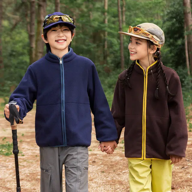 俞兆林上装 户外运动系列轻便休闲男童女童摇粒绒上衣外套春秋款舒适百搭时尚潮流洋气夹克