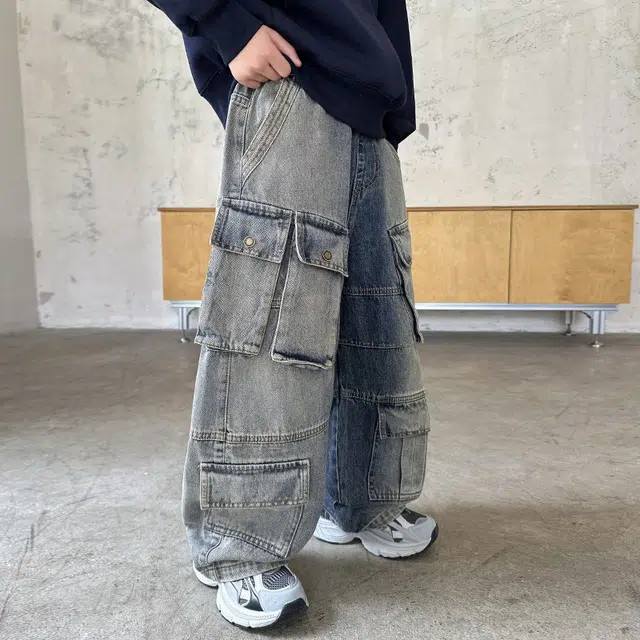 俞兆林牛仔裤 高级感潮流渐变多口袋设计工装直筒休闲裤儿童春秋款痞帅男童复古时尚百搭耐磨