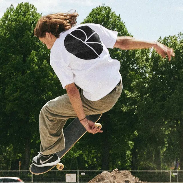 POLAR SKATE CO logoT