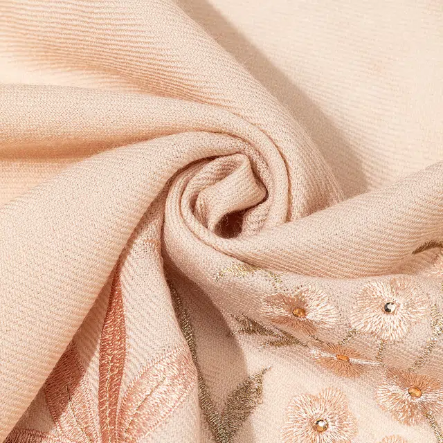 一米画纱 中式古典国风花卉贴花结婚喜宴亲肤防风保暖披风优雅精致外搭 绵羊毛 披肩 女款