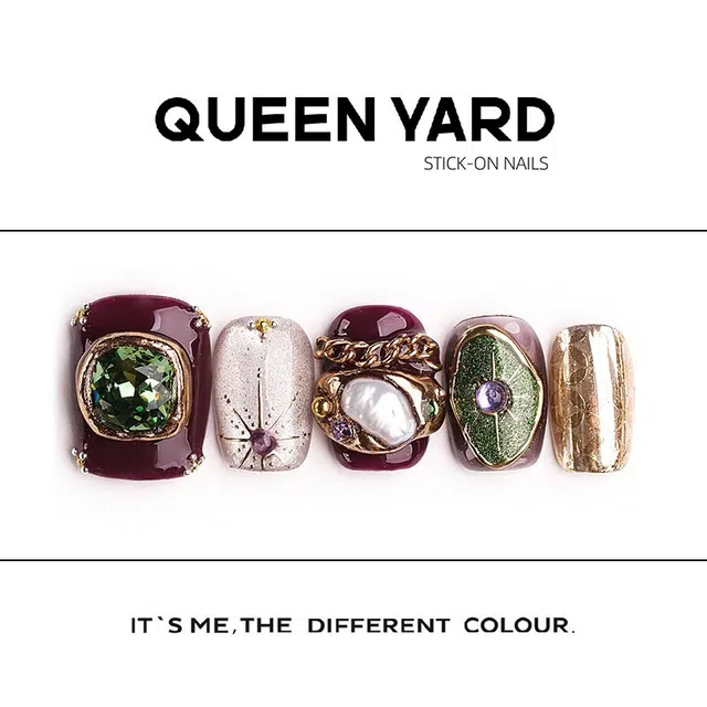 QUEENYARD