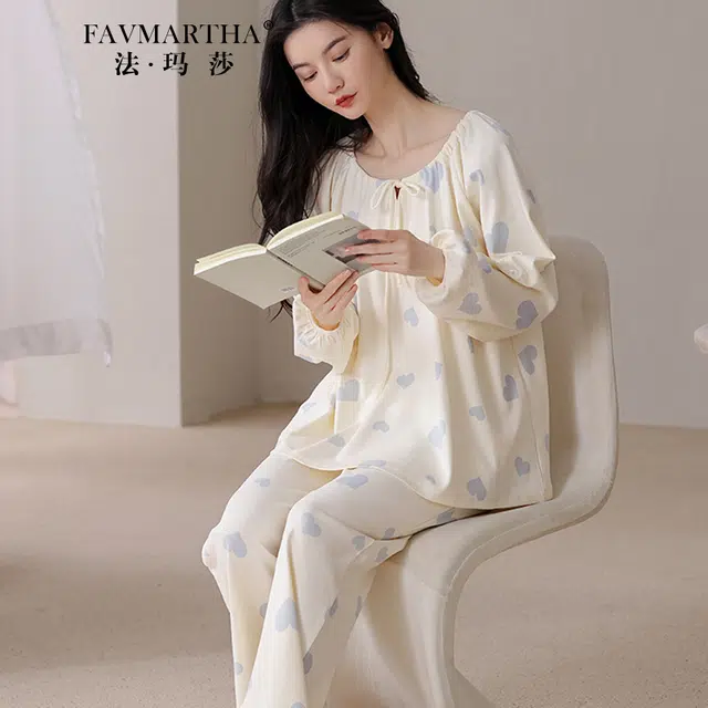 FAVMARTHA
