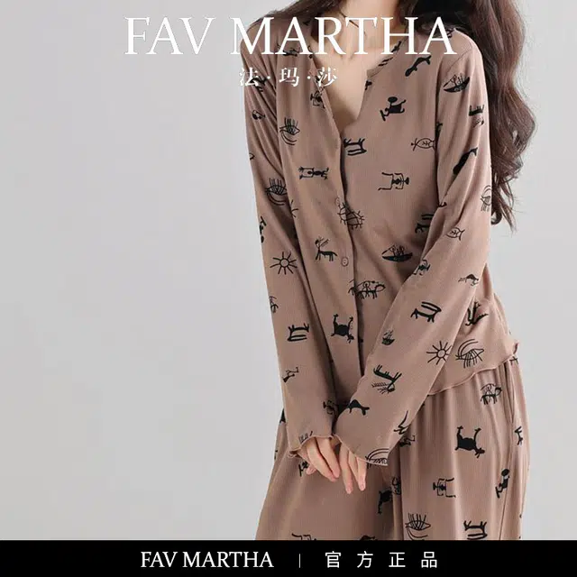 FAVMARTHA V