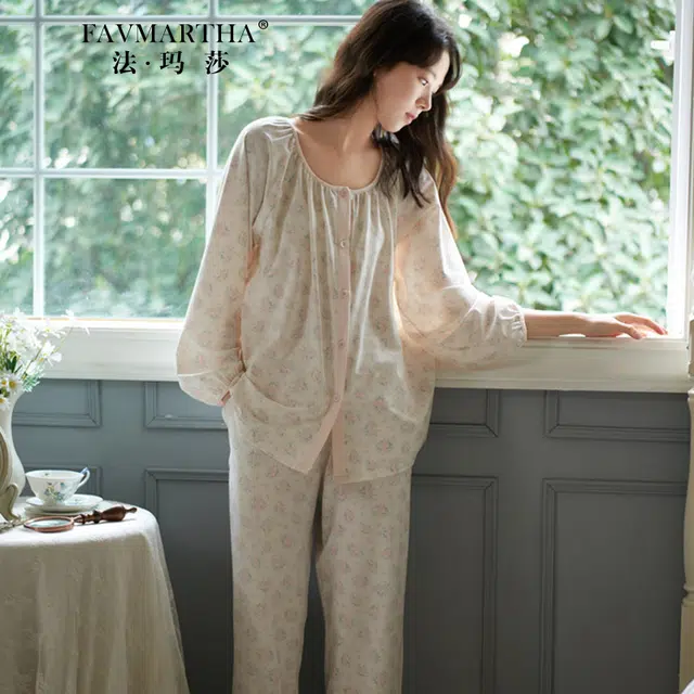 FAVMARTHA