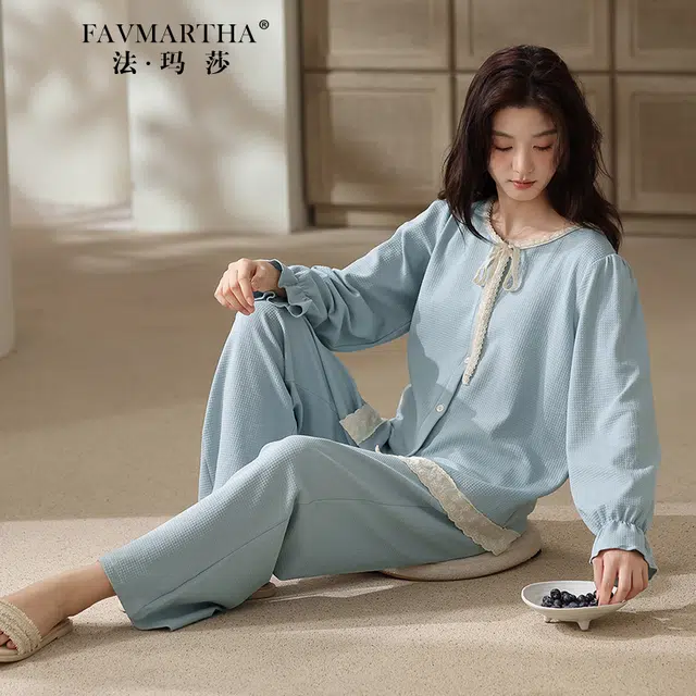 FAVMARTHA