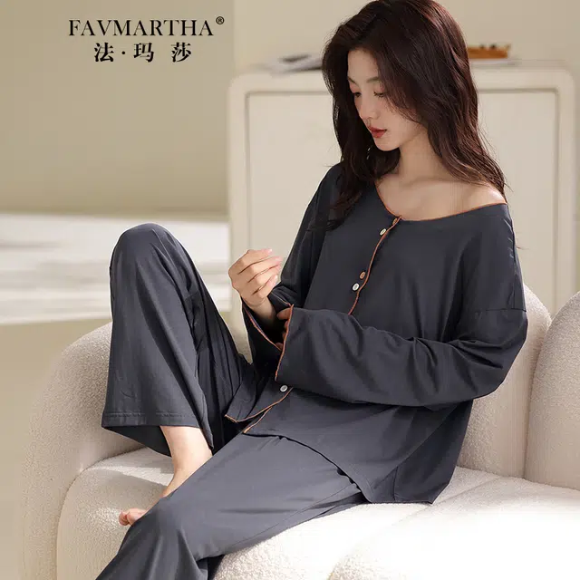 FAVMARTHA