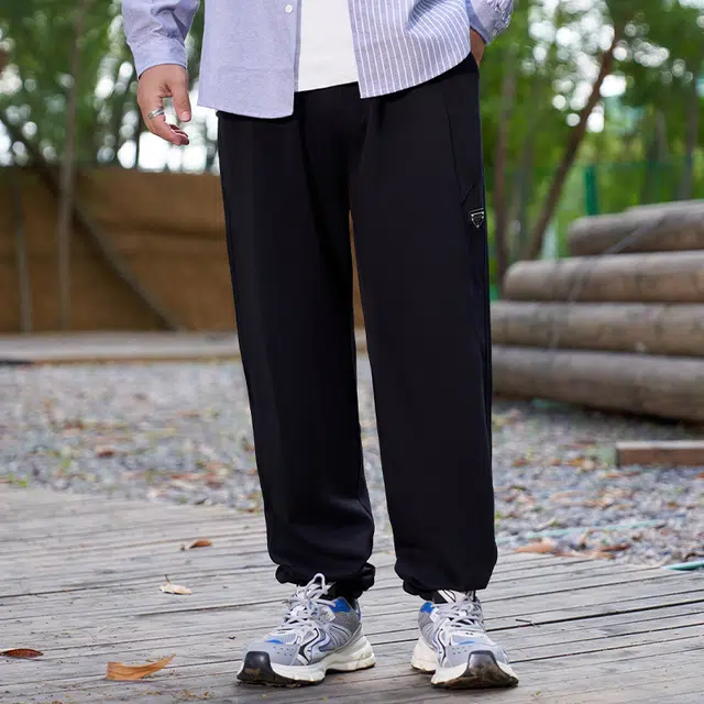 乔拉格 加肥加大 宽松休闲拼接章仔束脚卫裤 男女同款