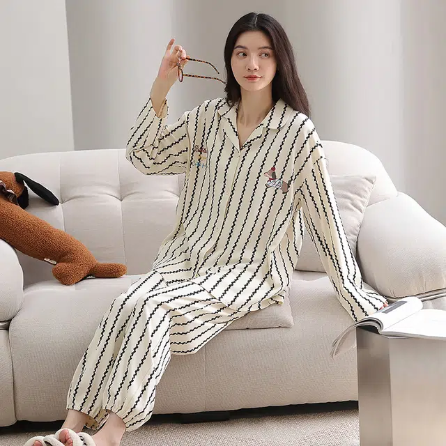帕兰朵 春秋季纯棉长袖长裤可爱卡通小熊大码宽松家居服外穿舒适睡衣套装 女款