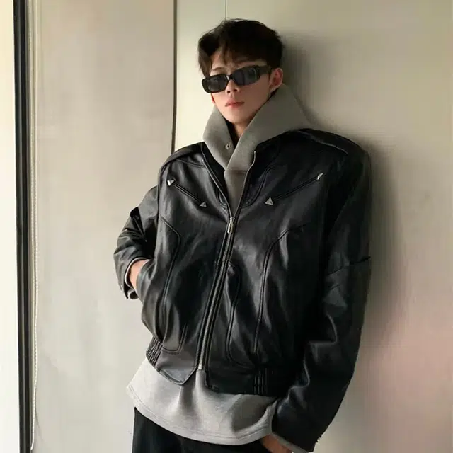 PVPVPV cleanfitbomber