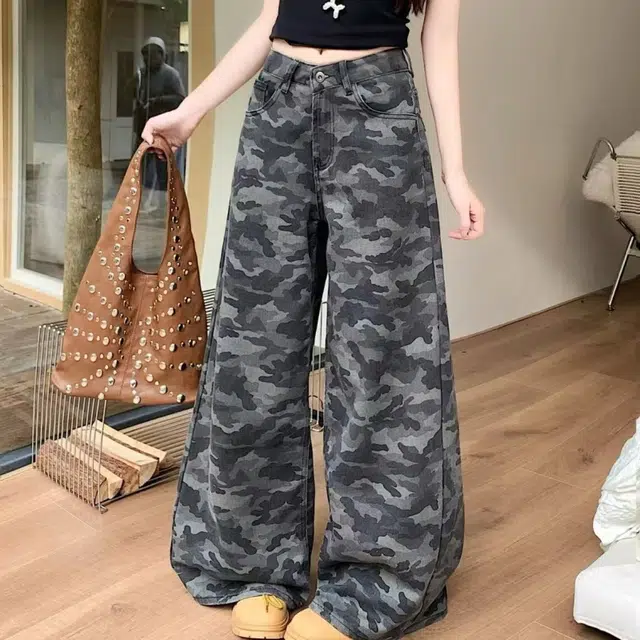 笔杏 经典迷彩印花深色系百搭高腰宽松版型显高显瘦裤腿拖地设计美式复古潮流穿搭慵懒风牛仔裤 男女同款