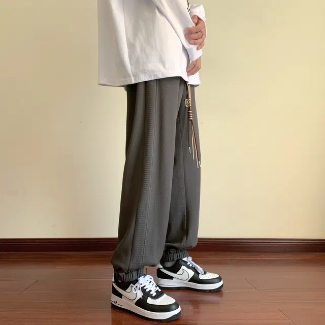 ZHIO ins