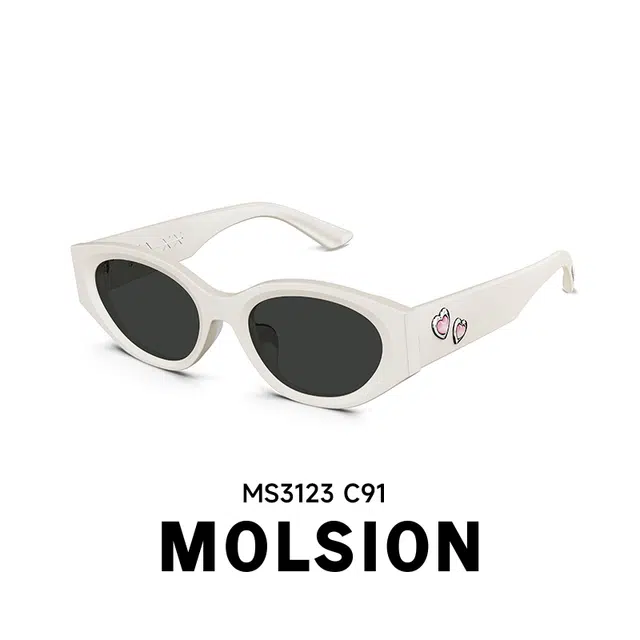MOLSION X BOONEE