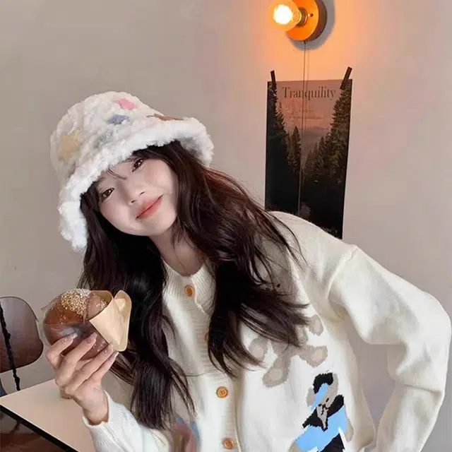 【多巴胺五彩星星】 无限兔 大头围时尚百搭显脸小保暖毛绒韩系防寒甜美秋冬季护耳 棉 盆帽水桶帽渔夫帽 男女同款情侣款