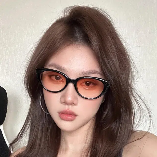 无限兔 高级感复古窄框好看出片街拍防紫外线 太阳眼镜 男女同款情侣款