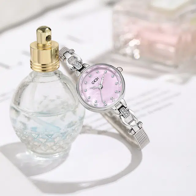 GEDI Milanese Diamond Quartz Watch