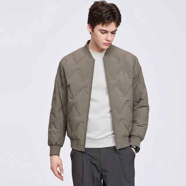 与狼共舞 轻暖便携自在简约纯色通勤百搭保暖薄外套时尚休闲青年街头帅气穿搭挺阔防风棒球领羽绒服 男款