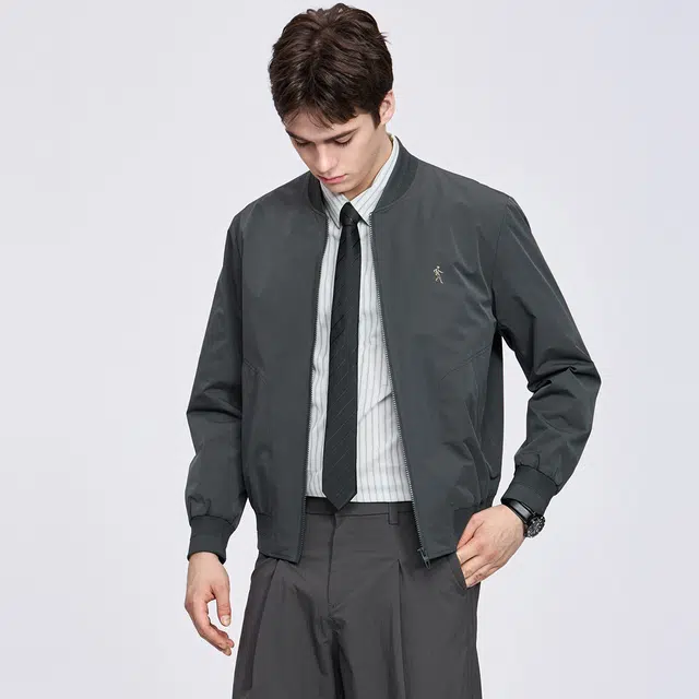 与狼共舞 工装轻商务休闲极简风抗皱防风精致内里行政通勤纯色百搭棒球领夹克外套 男款