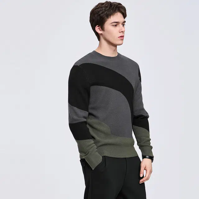 与狼共舞 休闲潮流百搭撞色拼接时尚设计绵羊毛保暖亲肤柔软舒适高街青年款圆领羊毛衣 男款