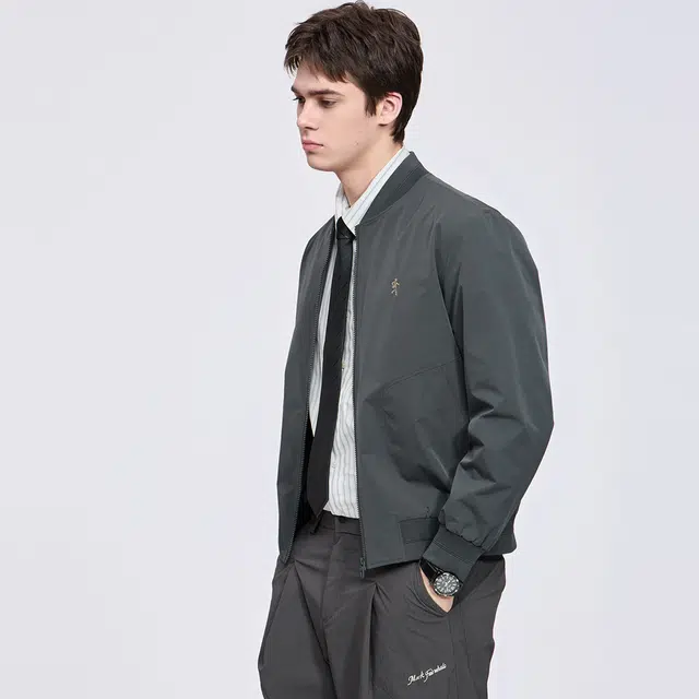 与狼共舞 工装轻商务休闲极简风抗皱防风精致内里行政通勤纯色百搭棒球领夹克外套 男款