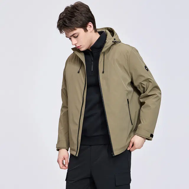 与狼共舞 经典休闲百搭款简约纯色户外出行通勤青年帅气防风加厚夹棉保暖连帽夹克外套 男款