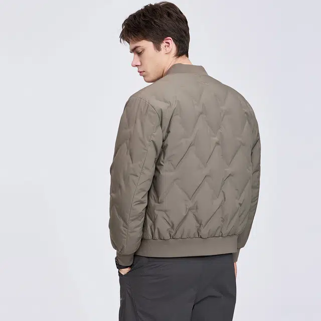 与狼共舞 轻暖便携自在简约纯色通勤百搭保暖薄外套时尚休闲青年街头帅气穿搭挺阔防风棒球领羽绒服 男款