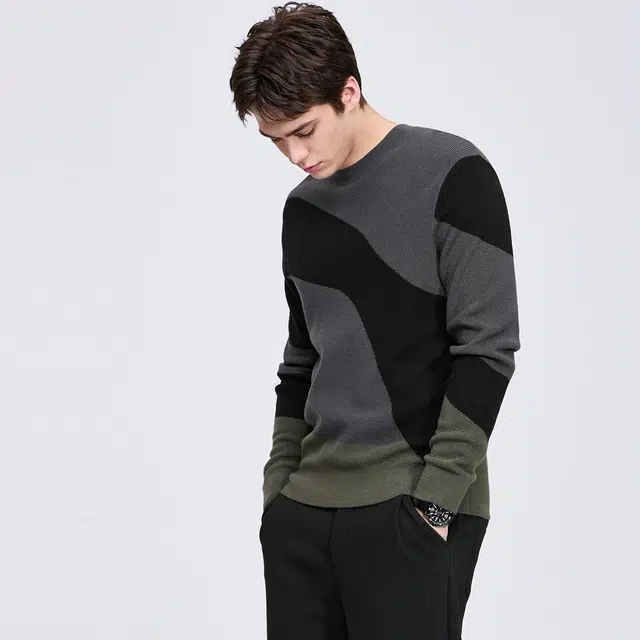 与狼共舞 休闲潮流百搭撞色拼接时尚设计绵羊毛保暖亲肤柔软舒适高街青年款圆领羊毛衣 男款