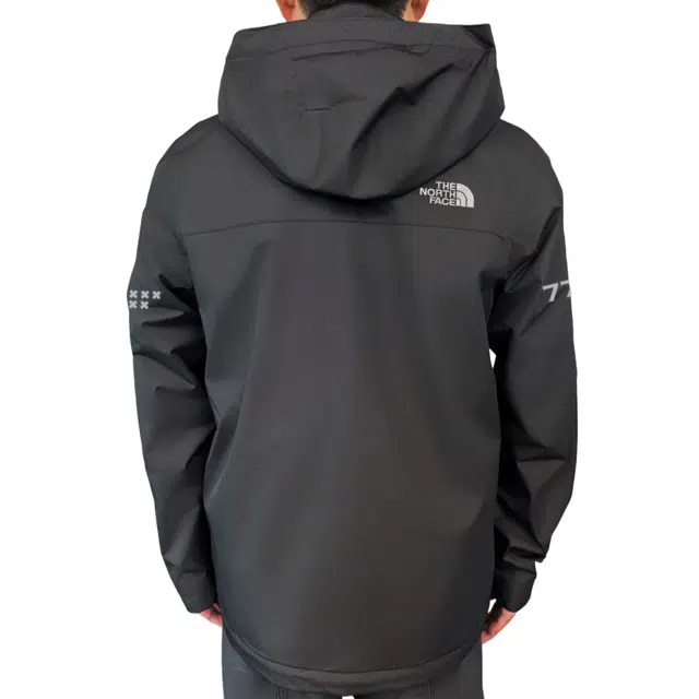THE NORTH FACE SANGRO DRYVENT