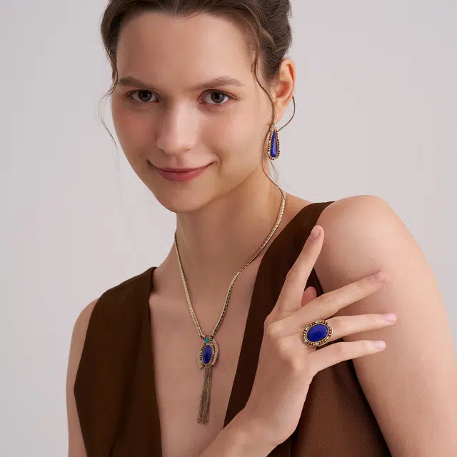 SATELLITE CLAUDIA