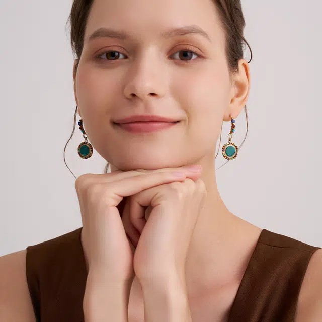 SATELLITE CLAUDIA