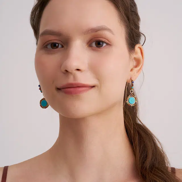 SATELLITE CLAUDIA