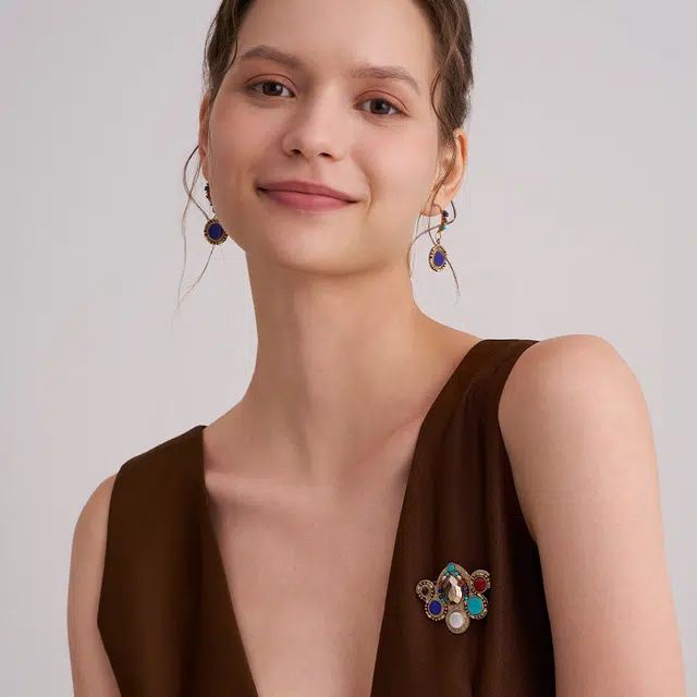 SATELLITE CLAUDIA