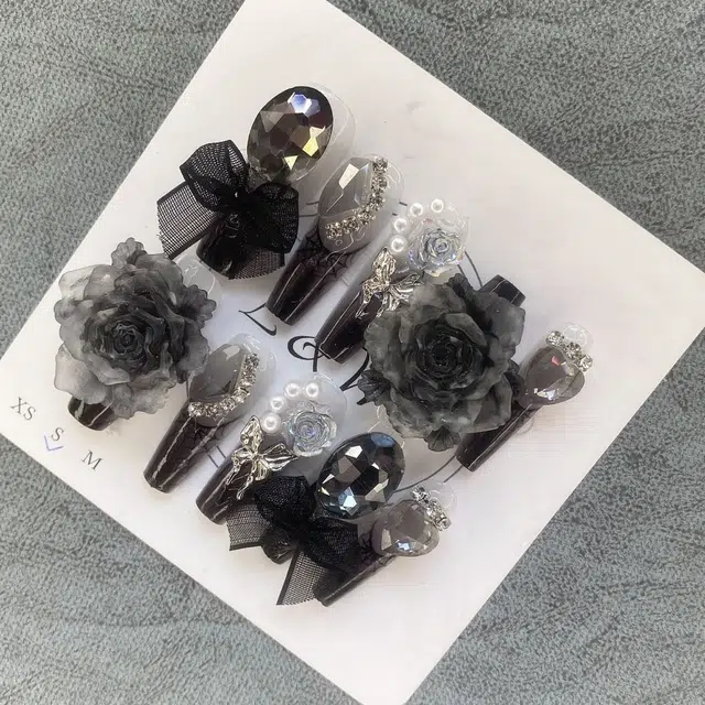 计轩 手工高级蝴蝶重工贴片爆闪  长款暗黑渐变 纯欲 法式山茶花纯玫瑰