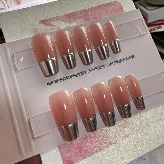 计轩 高级感显白简约  穿戴甲 中长款粉色纯色 法式