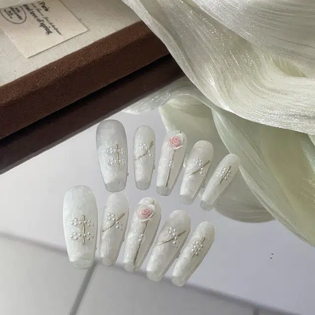 计轩 中国风盘扣珍珠  穿戴甲 中梯白晕染 纯欲