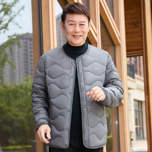 雅鹿 轻薄保暖外套纯色收口袖圆领常规休闲风羽绒服 男款