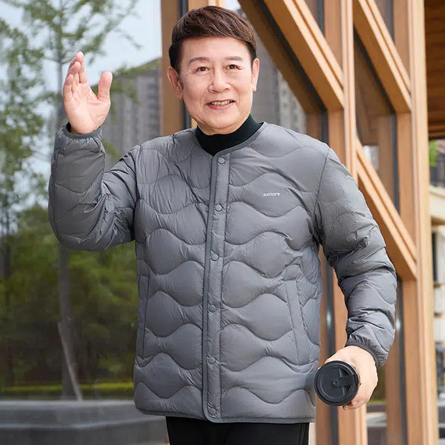 雅鹿 轻薄保暖外套纯色收口袖圆领常规休闲风羽绒服 男款